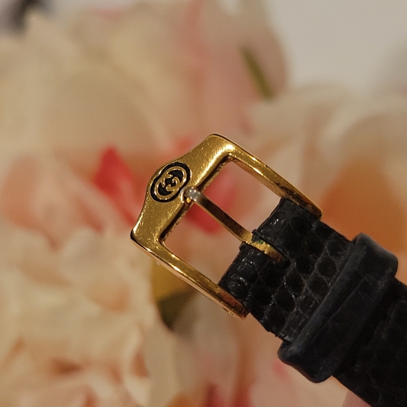 GUCCI Vintage Watch - Picture 11 of 15